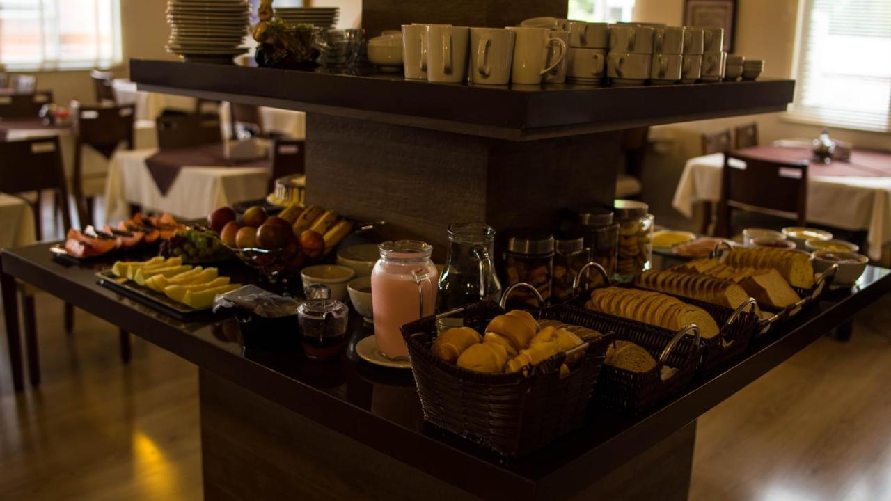פלורס דה קוניה Hotel Fiorio מראה חיצוני תמונה