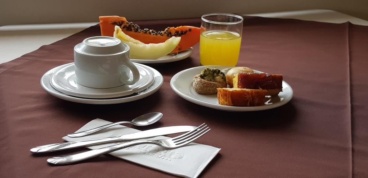 פלורס דה קוניה Hotel Fiorio מראה חיצוני תמונה