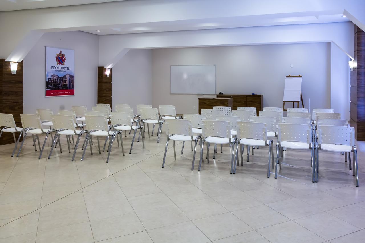 פלורס דה קוניה Hotel Fiorio מראה חיצוני תמונה